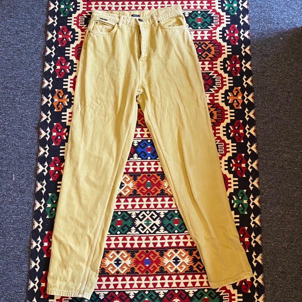 NWOT BDG Mom Jeans